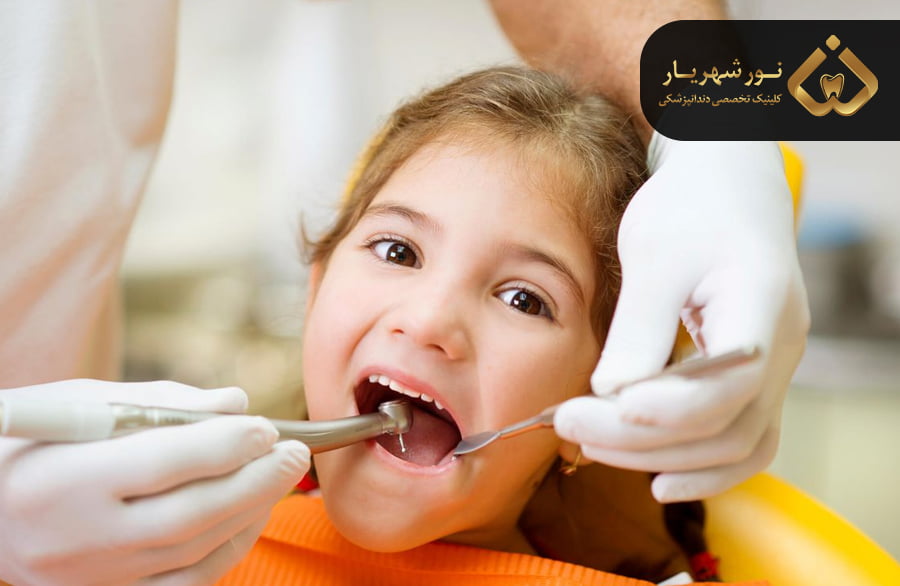 علت اصلی سیاهی لثه در کودکان و بزرگسالان چیست؟