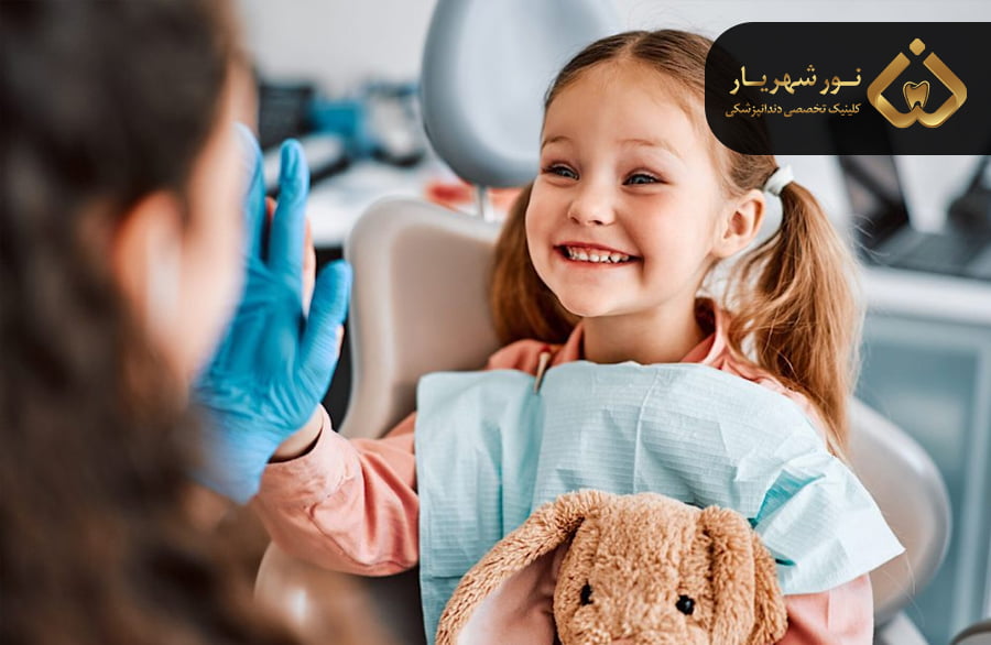 درمان عفونت لثه کودکان توسط دندانپزشک